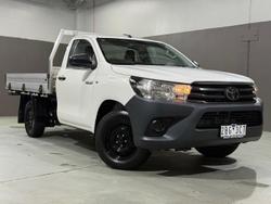 2019 Toyota
Hilux Workmate