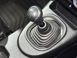 2019 Toyota
Hilux Workmate
