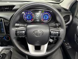 2019 Toyota
Hilux Workmate