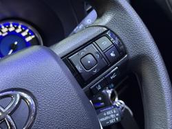 2019 Toyota
Hilux Workmate