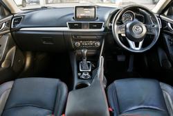 2014 Mazda
                3 SP25 GT
