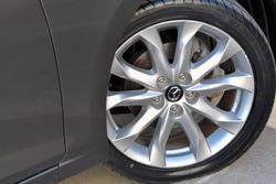 2014 Mazda
                3 SP25 GT