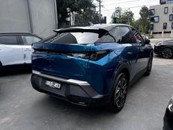 2024 Peugeot
                3008 Allure Hybrid