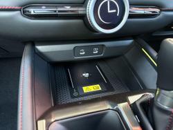2025 Honda
Accord e:HEV RS