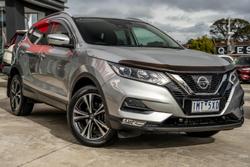 2017 Nissan
QASHQAI ST-L