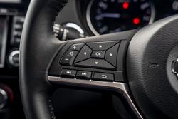 2017 Nissan
                QASHQAI ST-L