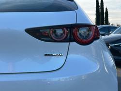 2024 Mazda
3 G20 Evolve