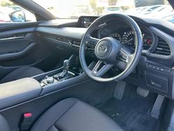 2024 Mazda
3 G20 Evolve