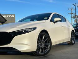 2024 Mazda
3 G20 Evolve