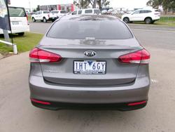 2016 Kia
Cerato S