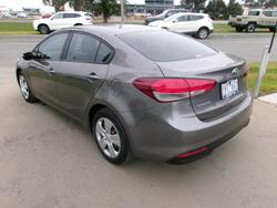 2016 Kia
Cerato S