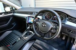 2017 Volkswagen Passat 140TDI Highline B8 MY18 Pure White