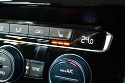 2017 Volkswagen Passat 140TDI Highline B8 MY18 Pure White