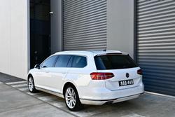 2017 Volkswagen Passat 140TDI Highline B8 MY18 Pure White