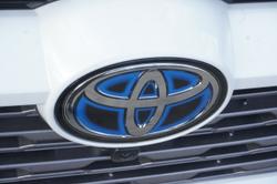 2023 Toyota
                RAV4 Cruiser