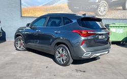 2022 Kia
Seltos GT-Line