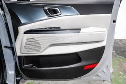 2022 Kia
Carnival S