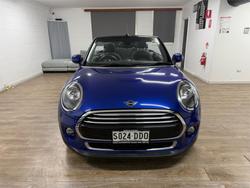 2018 MINI
Convertible Cooper