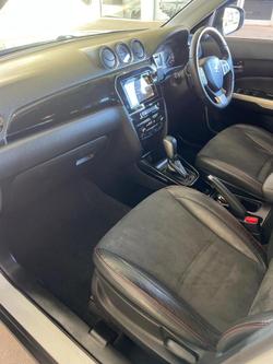 2016 Suzuki
Vitara S Turbo