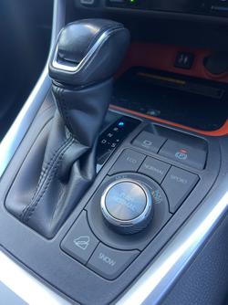 2019 Toyota
RAV4 Edge