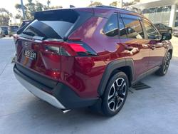 2019 Toyota
RAV4 Edge