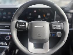 2025 Hyundai
Santa Fe