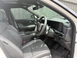 2025 Hyundai
Santa Fe Hybrid Calligraphy