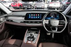 2025 Chery
                Tiggo 8 PRO MAX Ultimate DCT AWD