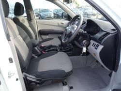2009 Mitsubishi Triton GLX MN MY10 4X4 Dual Range White