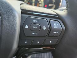 2025 Isuzu
D-MAX BLADE