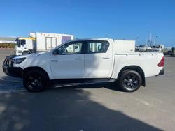 2024 Toyota
Hilux SR