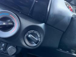 2024 Toyota
Hilux SR