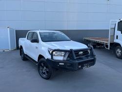 2024 Toyota
Hilux SR