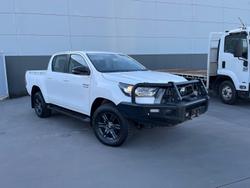 2024 Toyota
Hilux SR
