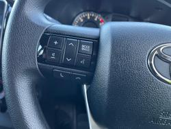 2024 Toyota
Hilux SR