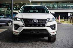 2022 Toyota
                Fortuner GXL