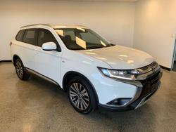 2019 MITSUBISHI
OUTLANDER ES ADAS 5 SEAT 2WD