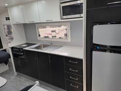 2016 NEW AGE CARAVANS MANTA RAY MR19E-SE GREY