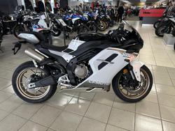 CFMOTO 500 SR Voom