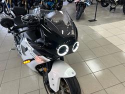 2025 CFMOTO 500 SR Voom SR White