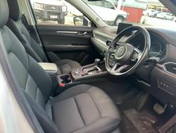 2022 Mazda
CX-5 Maxx Sport