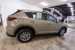 2022 Mazda
CX-5 G20 Maxx