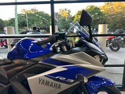 2015 Yamaha YZF-R3 BLUE