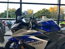 2015 Yamaha YZF-R3 BLUE