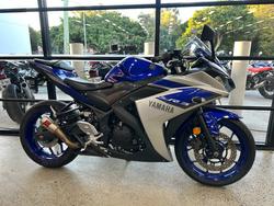 2015 Yamaha YZF-R3 BLUE