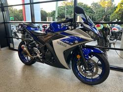 2015 Yamaha YZF-R3 BLUE