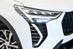 2024 GWM
                Haval Jolion Lux