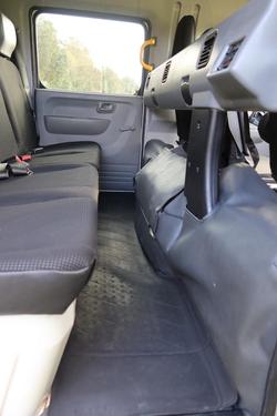 2017 Fuso
Canter Fe 815 Crew Cab Amt Auto
