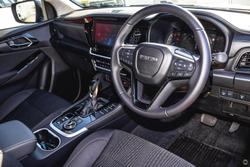 2025 Isuzu
MU-X LS-U