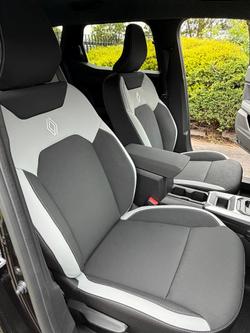 2025 Renault Duster Techno X1311 MY25 4x2 Pearlescent Black